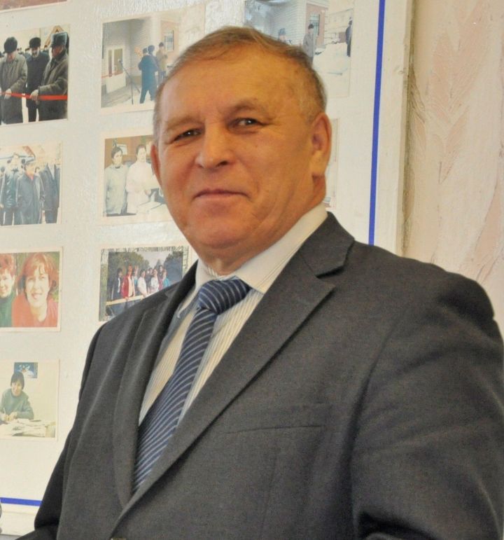 «Безнең Чирмешән» газетасы баш редакторын «Татмедиа» җитәкчелеге котлады