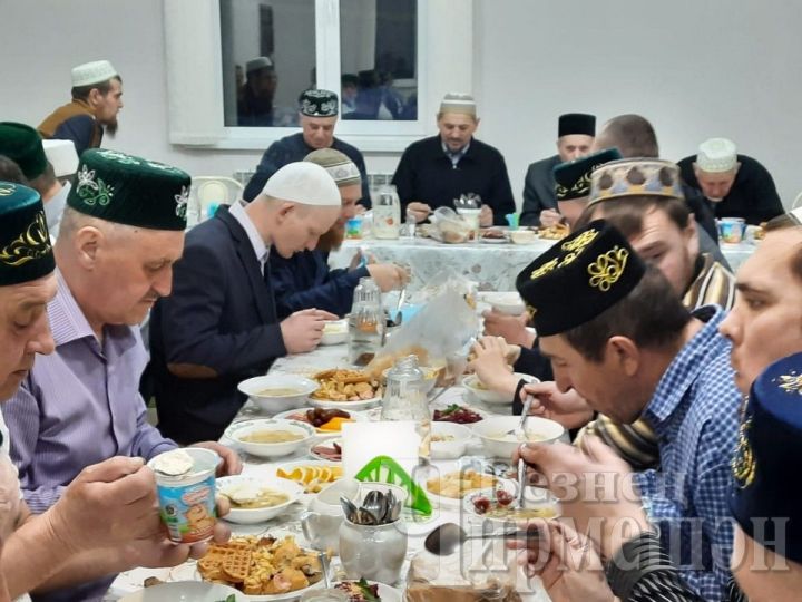 Ифтар табыны әҗерләре