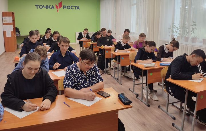 Чирмешәнлеләр “Тоталь диктант” акциясенә кушылды