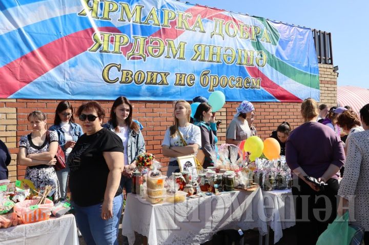 В Черемшане продолжается сбор гуманитарной помощи