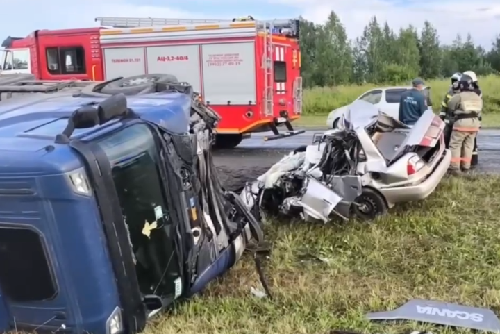 «Дусларын җирләп кайтып киләләр иде». Авариядә ике егет һәм өч кыз үлгән