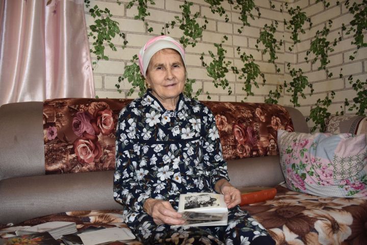 Югары Кәминкәдән 73 яшьлек Ралия Таҗиева: “Сәхнә җанга тынычлык бирә”
