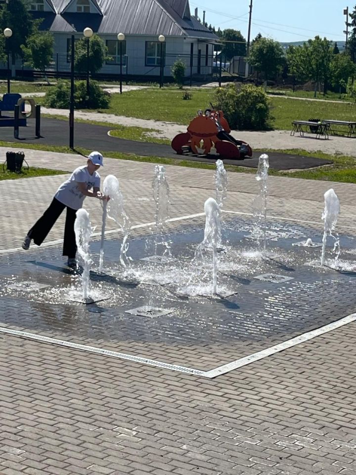 Чирмешәндә коры фонтанны кабыздылар
