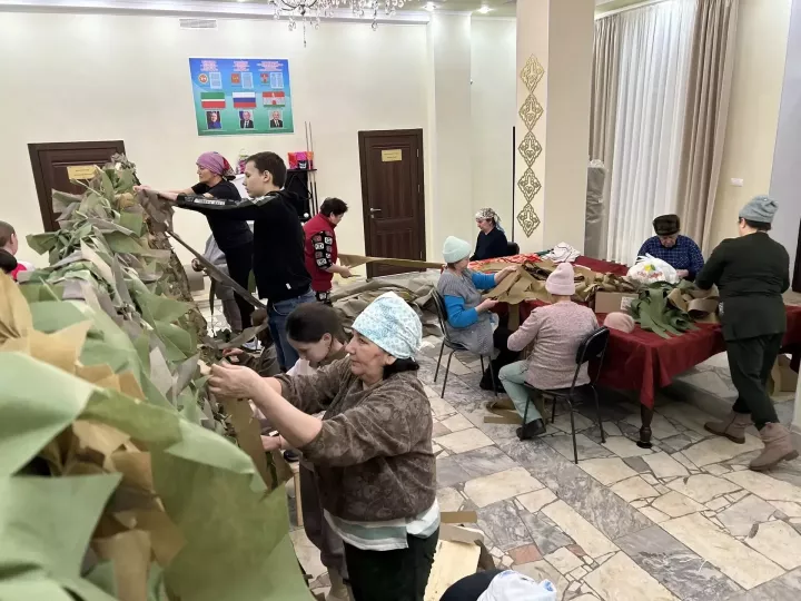 Бер айда – 11 маскировка челтәре: туймәтлеләрдән фронтка зур ярдәм