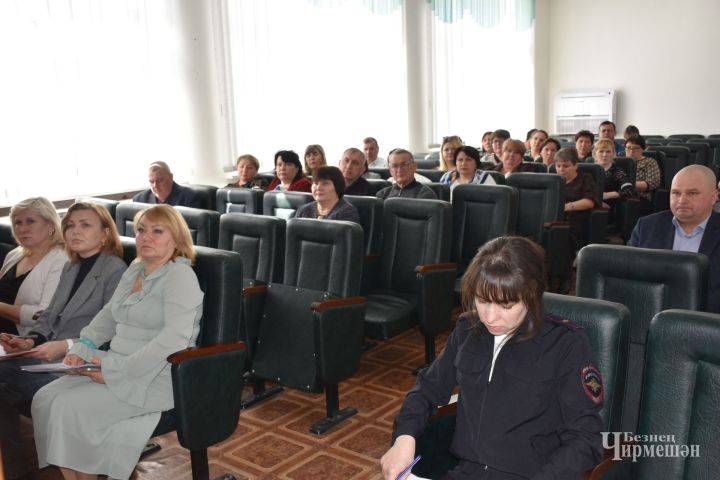 Чирмешәндә террорчылыкка каршы район комиссиясе утырышы узды