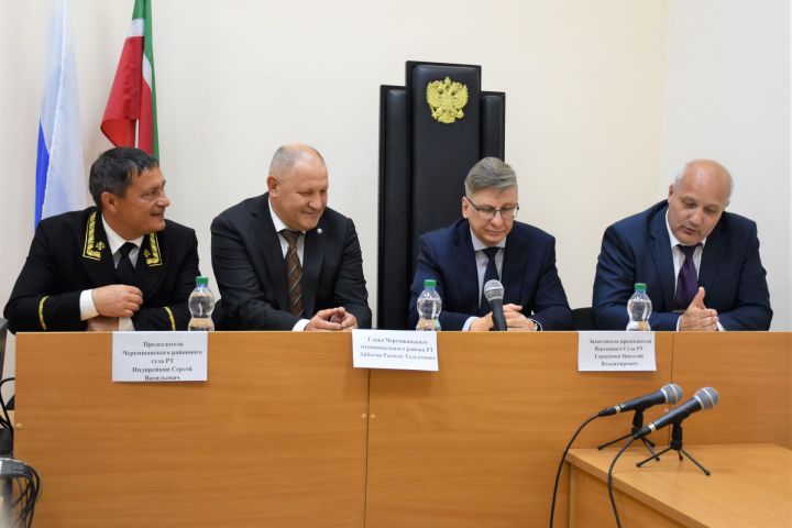 Чирмешән район судында яңа рәис билгеләнде