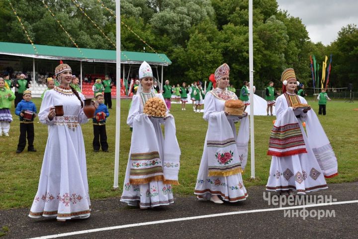 Черемшанский Сабантуй: батыру полей - трактор, абсолютному батыру – квадроцикл