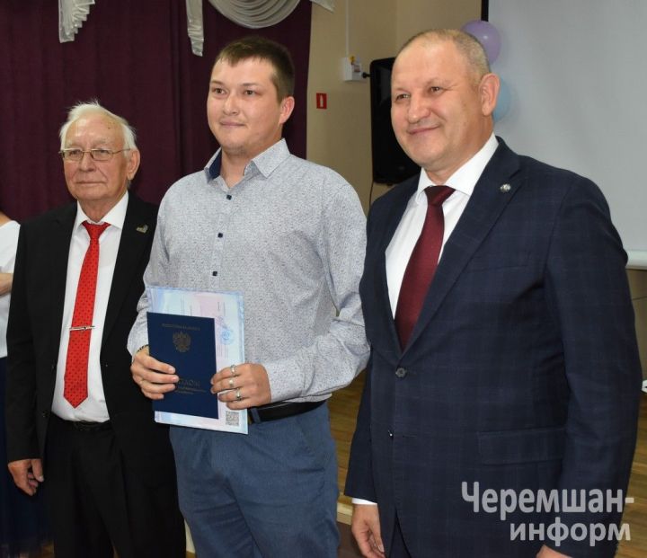 Черемшанский аграрный техникум выпустил 45 новых специалистов