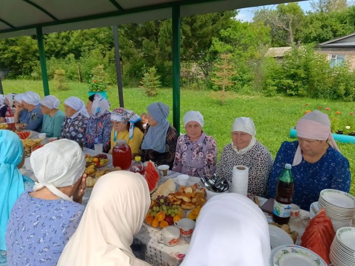 Жители села Якты Тау традиций не меняют