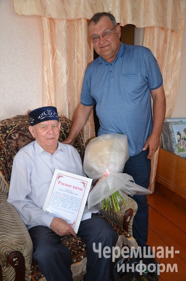 Родственнику Гаяза Исхаки Талгату Исхакову из Лашманки исполнилось 90 лет