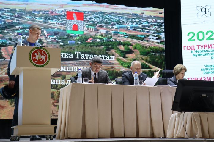 Чирмешәндәге бәйрәм чараларында полиция хезмәткәрләре көчәйтелгән режимда эшләячәк