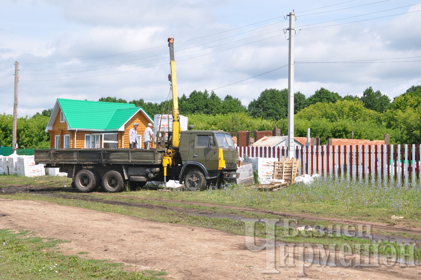 В черемшанской деревне Якты Тау снова строят новый дом