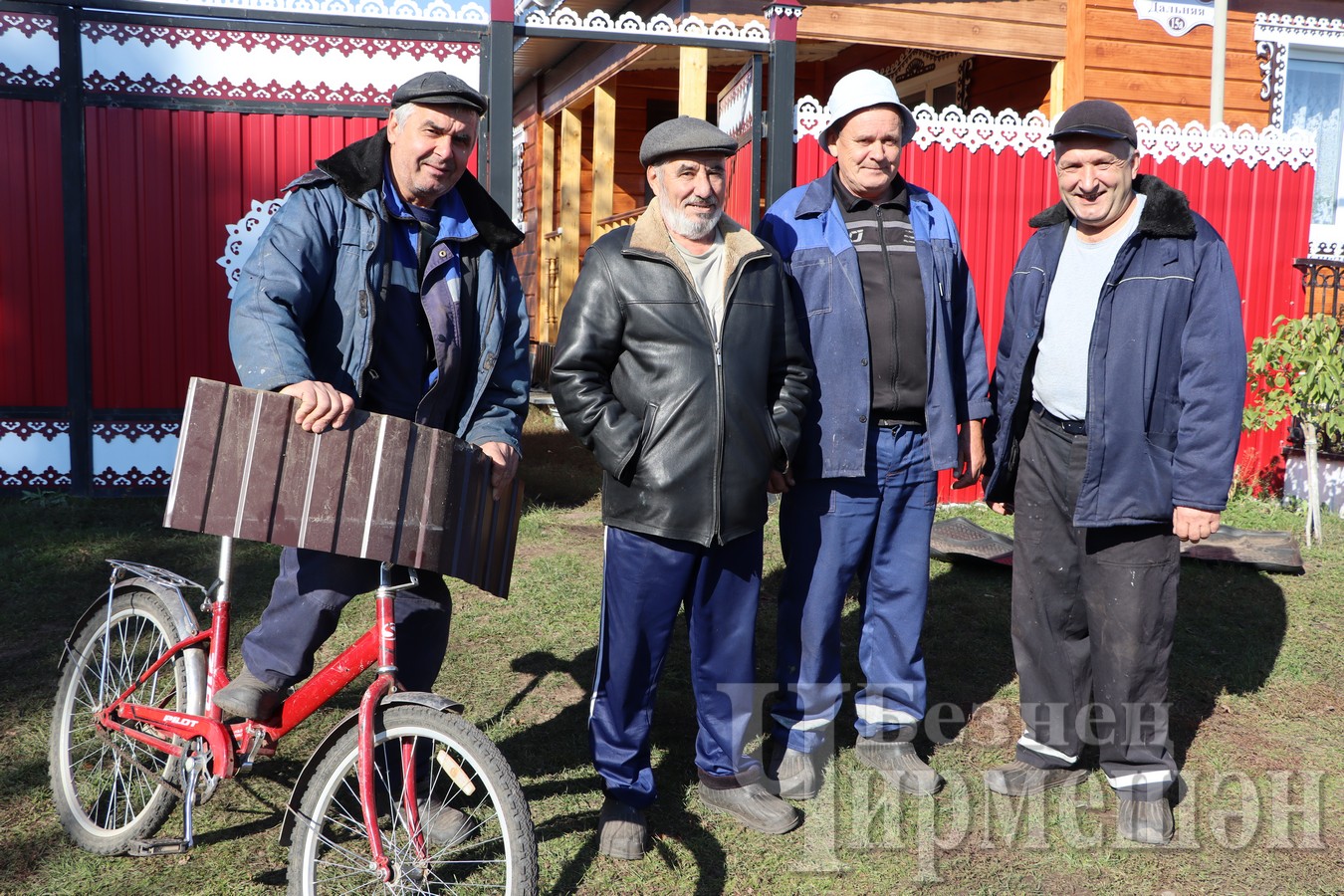 В Якты Тау семья Абдуллаевых отметила новоселье