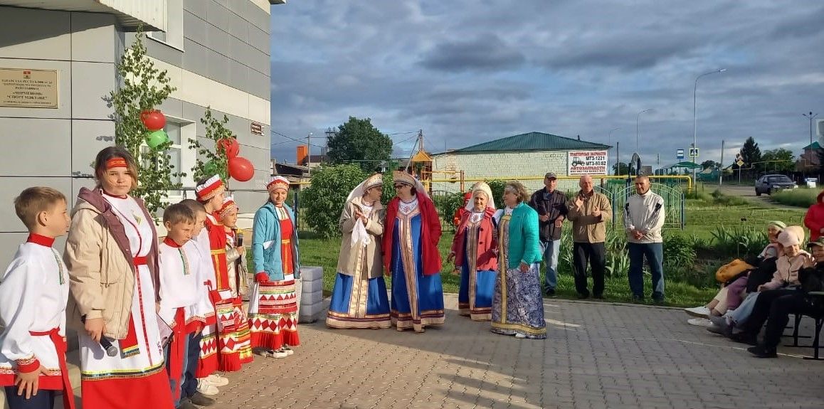 В Черемшане в День России отметили Троицу