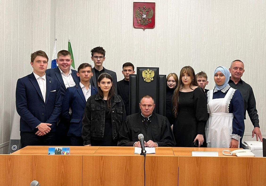 Чирмешән районы укучыларын судка чакырганнар