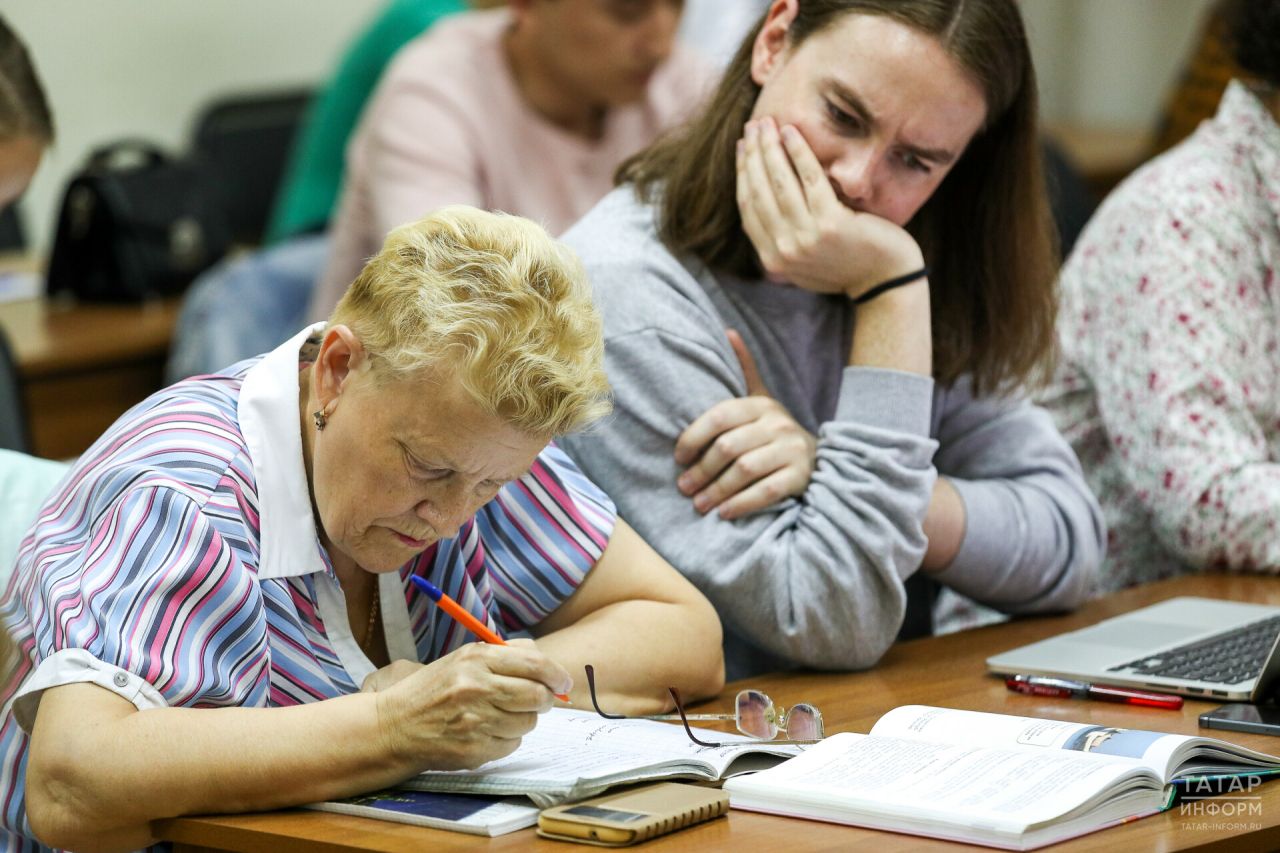 С нуля за три месяца: почему в Москве набирает обороты мода на курсы татарского языка