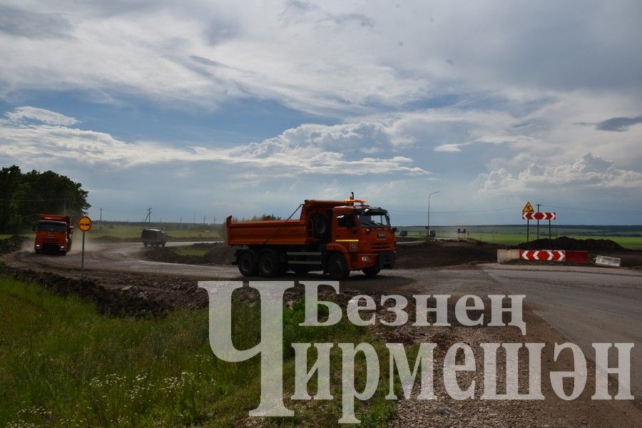 Возле села Старое Ильмово делают кольцевую дорогу