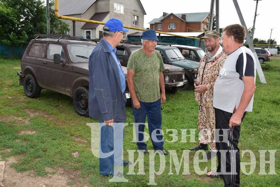 Ульяновцы отправили в зону специальной военной операции четыре автомашины