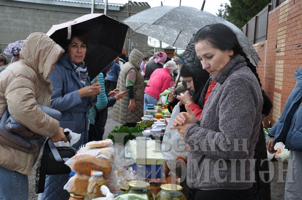 Чирмешән мәктәпләре ярминкәдәге керемнәрен СВОга озата