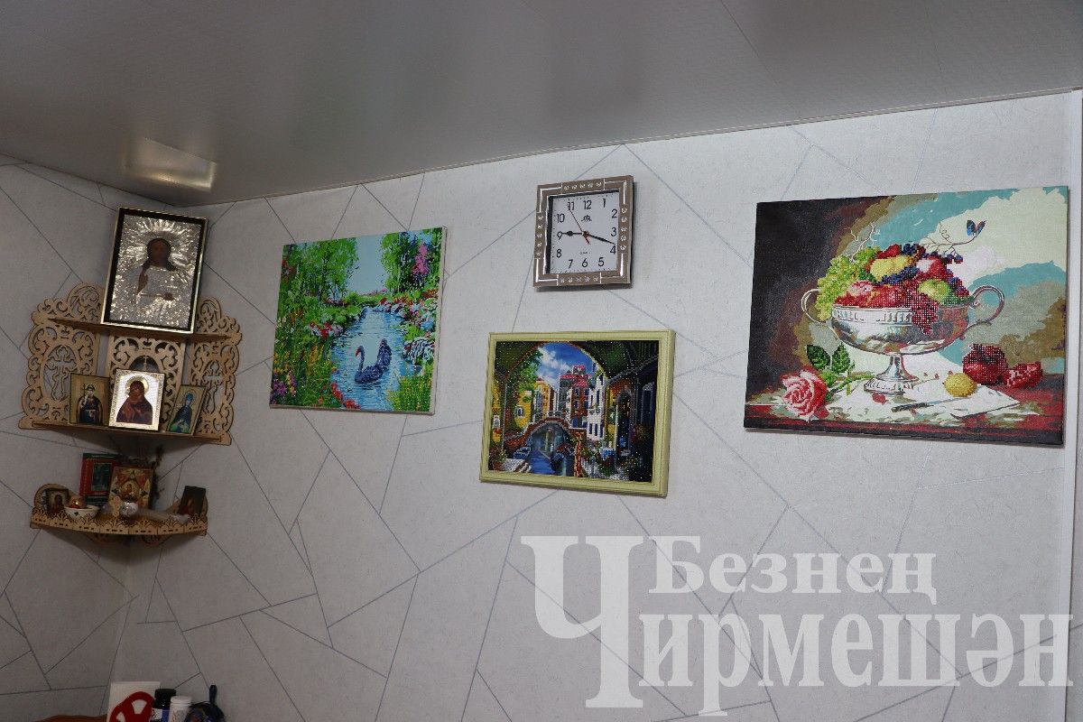 Ольга Борисова из Кутемы создает картины