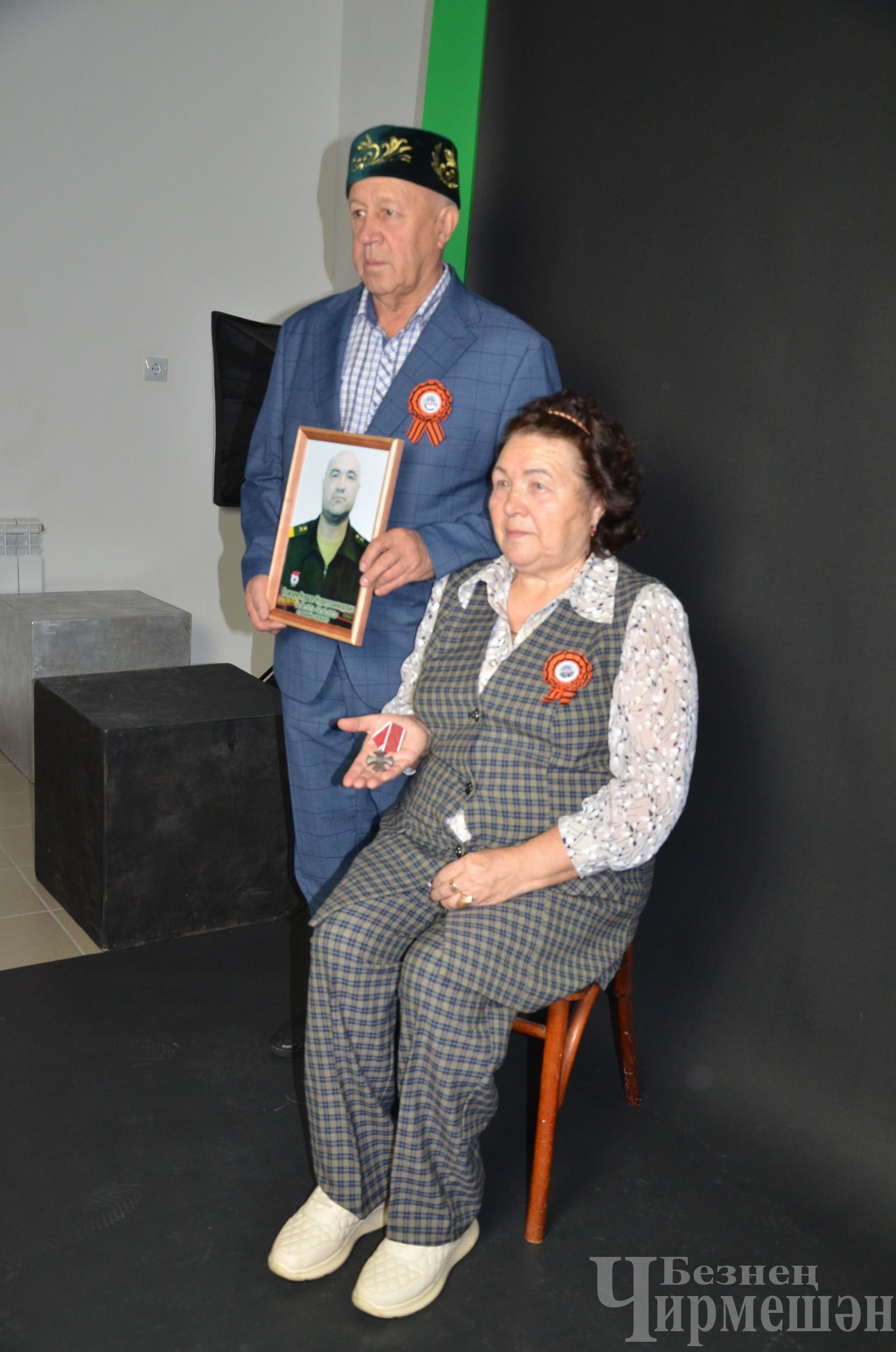 Чирмешәндә СВО геройлары әниләрен фотосессиягә дәштеләр