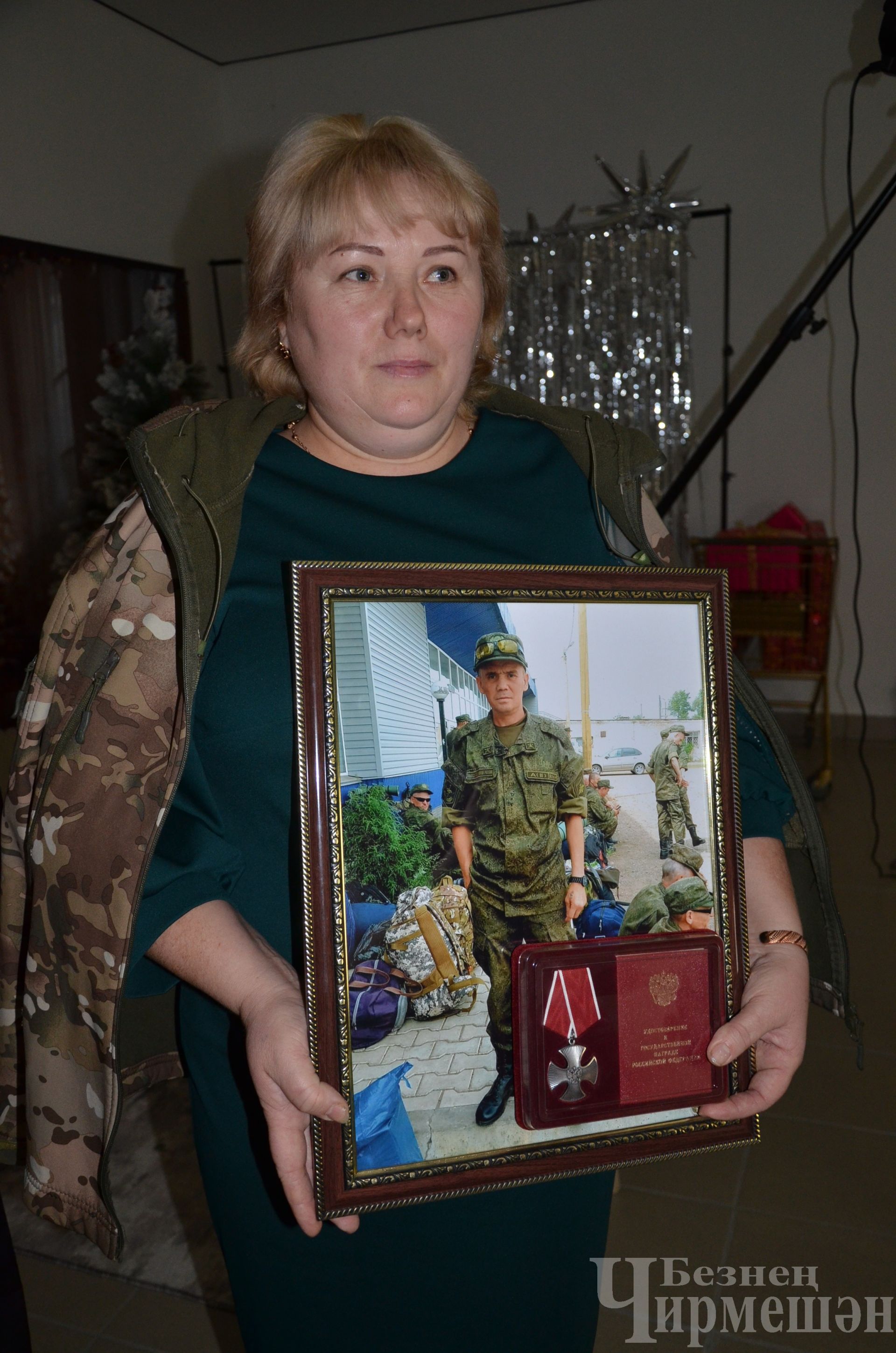 Чирмешәндә СВО геройлары әниләрен фотосессиягә дәштеләр