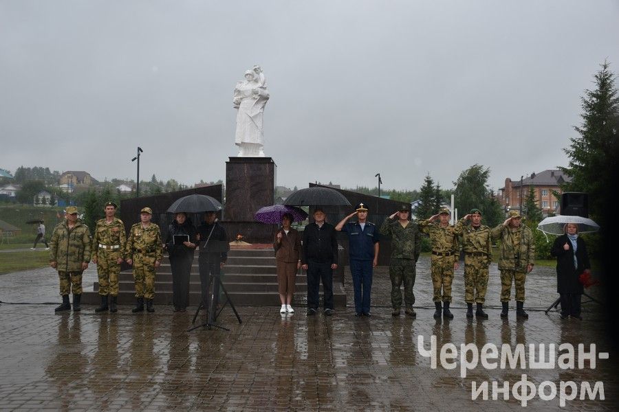 Хәтер һәм кайгы көне уңаеннан Чирмешәндә митинг үткәрделәр