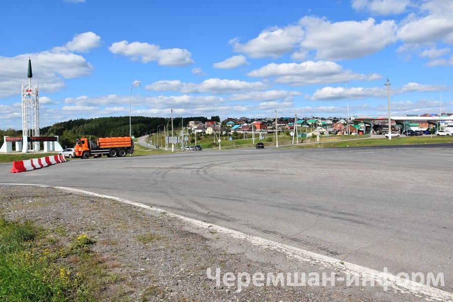 Чирмешәнне урап узучы юлның бер өлеше ябык
