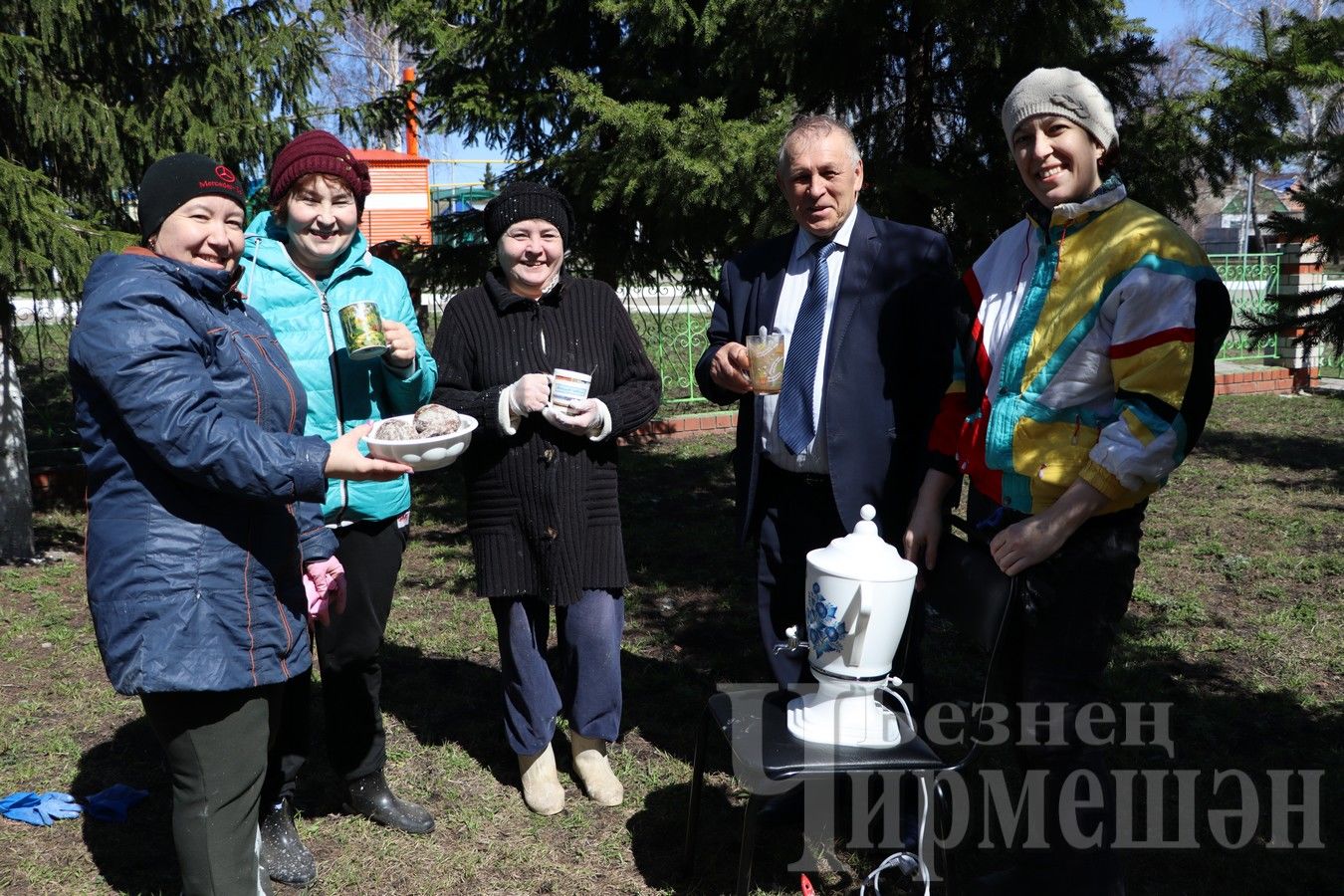 “Безнең Чирмешән” газетасы редакциясе коллективы өмәгә чыкты (ФОТОРЕПОРТАЖ)