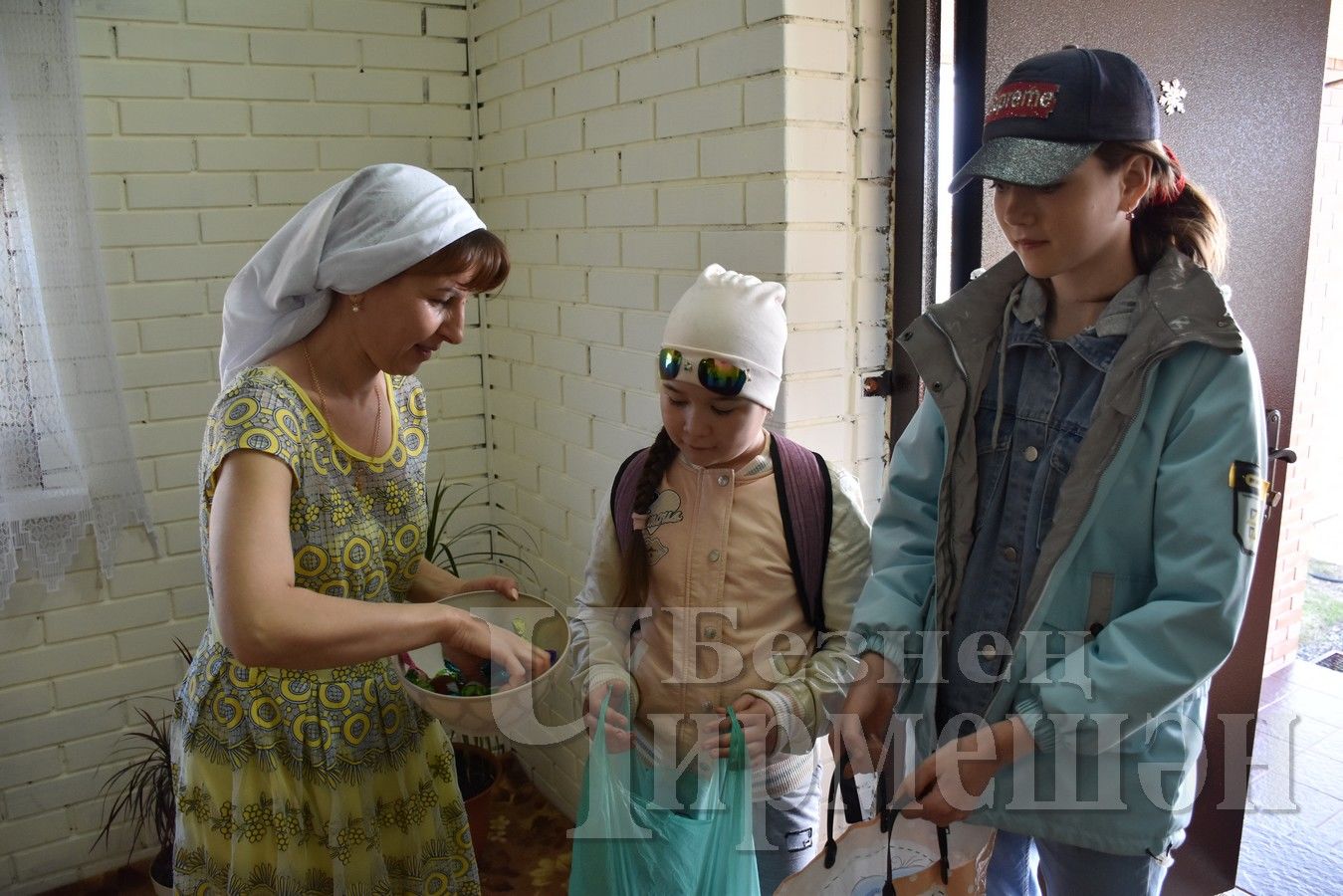 В Черемшане на Пасху дети собирали яйца (ФОТОРЕПОРТАЖ)