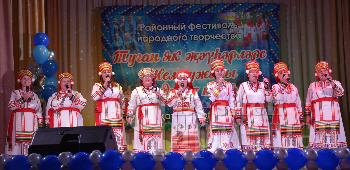 В Черемшане прошел гала - концерт районного фестиваля народного творчества (ФОТОРЕПОРТАЖ)