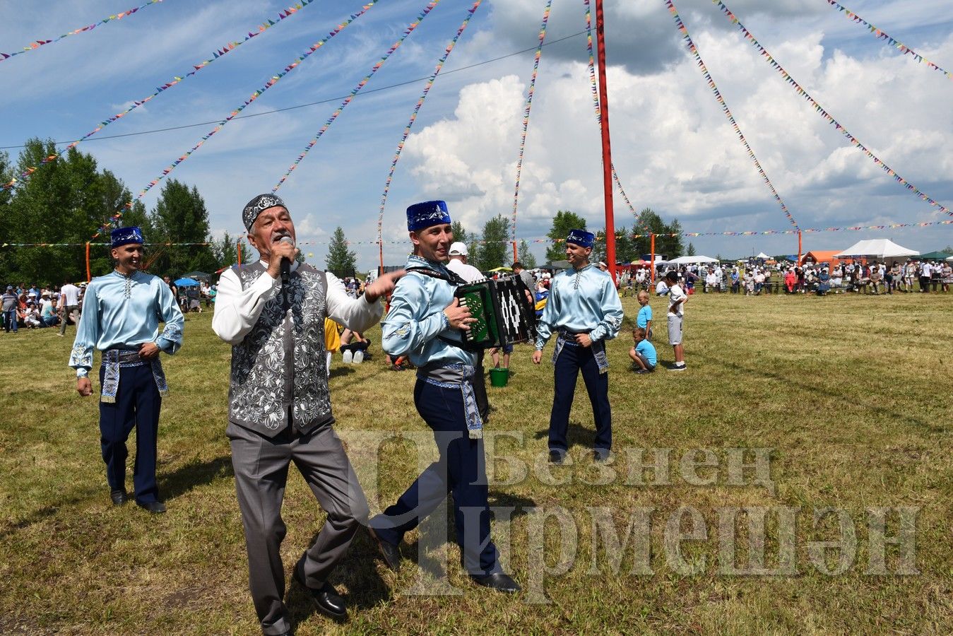 42 фотографии со "Дня села" прошедшего в Амирово (ФОТОРЕПОРТАЖ)