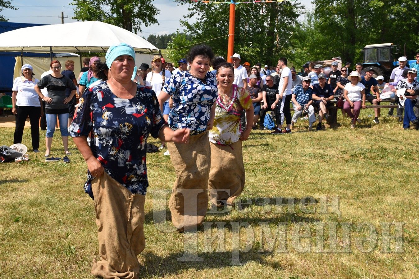 42 фотографии со "Дня села" прошедшего в Амирово (ФОТОРЕПОРТАЖ)