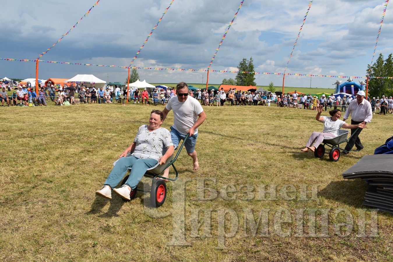 42 фотографии со "Дня села" прошедшего в Амирово (ФОТОРЕПОРТАЖ)