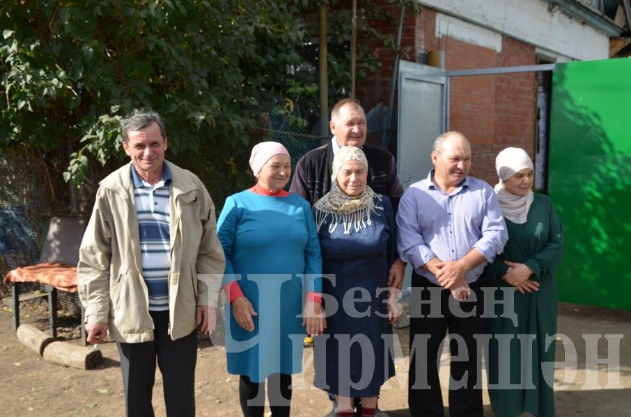 Гакиле Хамадиевой из Черного Ключа исполнилось 90 лет (ФОТОРЕПОРТАЖ)