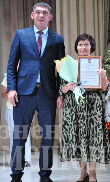 В Черемшане в День учителя организовали большой праздник (ФОТОРЕПОРТАЖ)