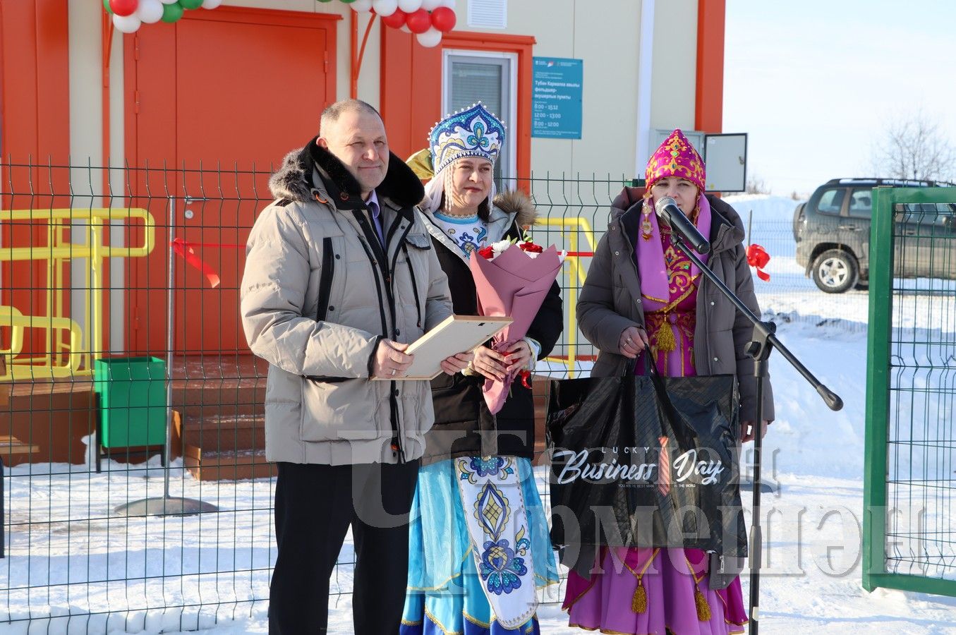 В Нижней Кармалке открылся модульный ФАП (ФОТОРЕПОРТАЖ)