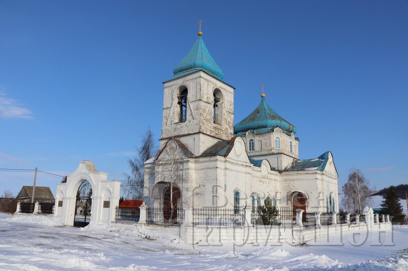 В Нижней Кармалке открылся модульный ФАП (ФОТОРЕПОРТАЖ)