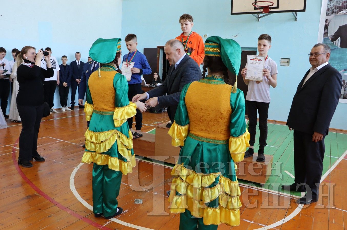 Лашманда районның элеккеге җитәкчесе призлары өчен ярыштылар (ФОТОРЕПОРТАЖ)