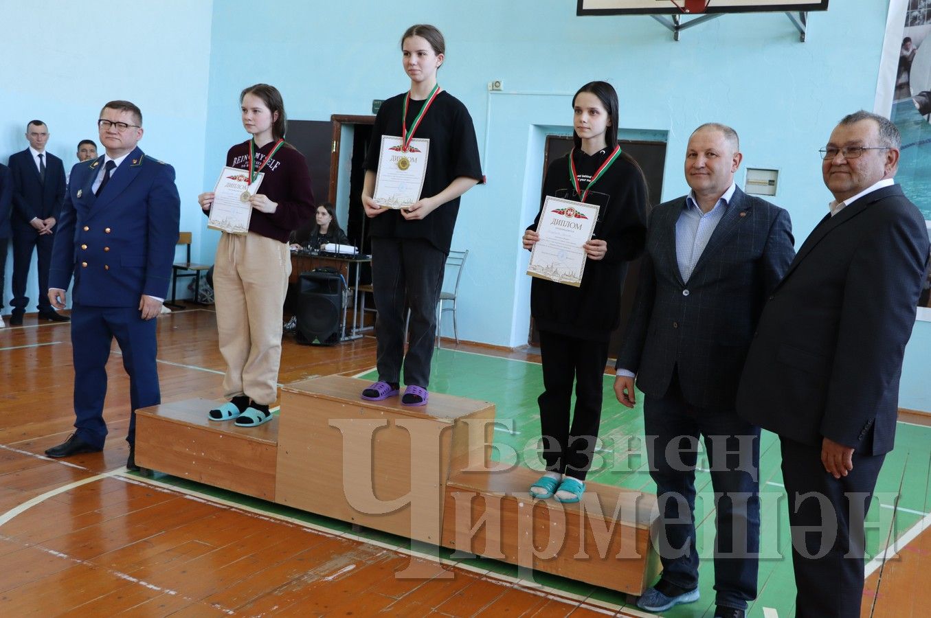 Лашманда районның элеккеге җитәкчесе призлары өчен ярыштылар (ФОТОРЕПОРТАЖ)