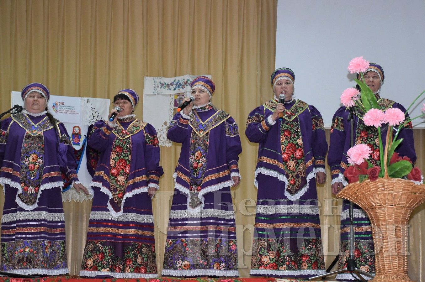 Шешминкада узган Рус мәдәнияте көнендә "Стригушка" курчагы ясадылар (ФОТОРЕПОРТАЖ)