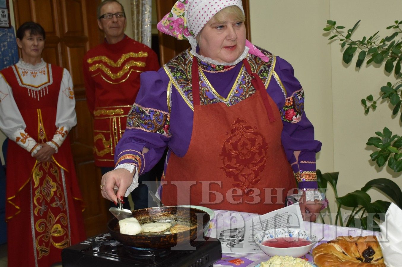 Шешминкада узган Рус мәдәнияте көнендә "Стригушка" курчагы ясадылар (ФОТОРЕПОРТАЖ)