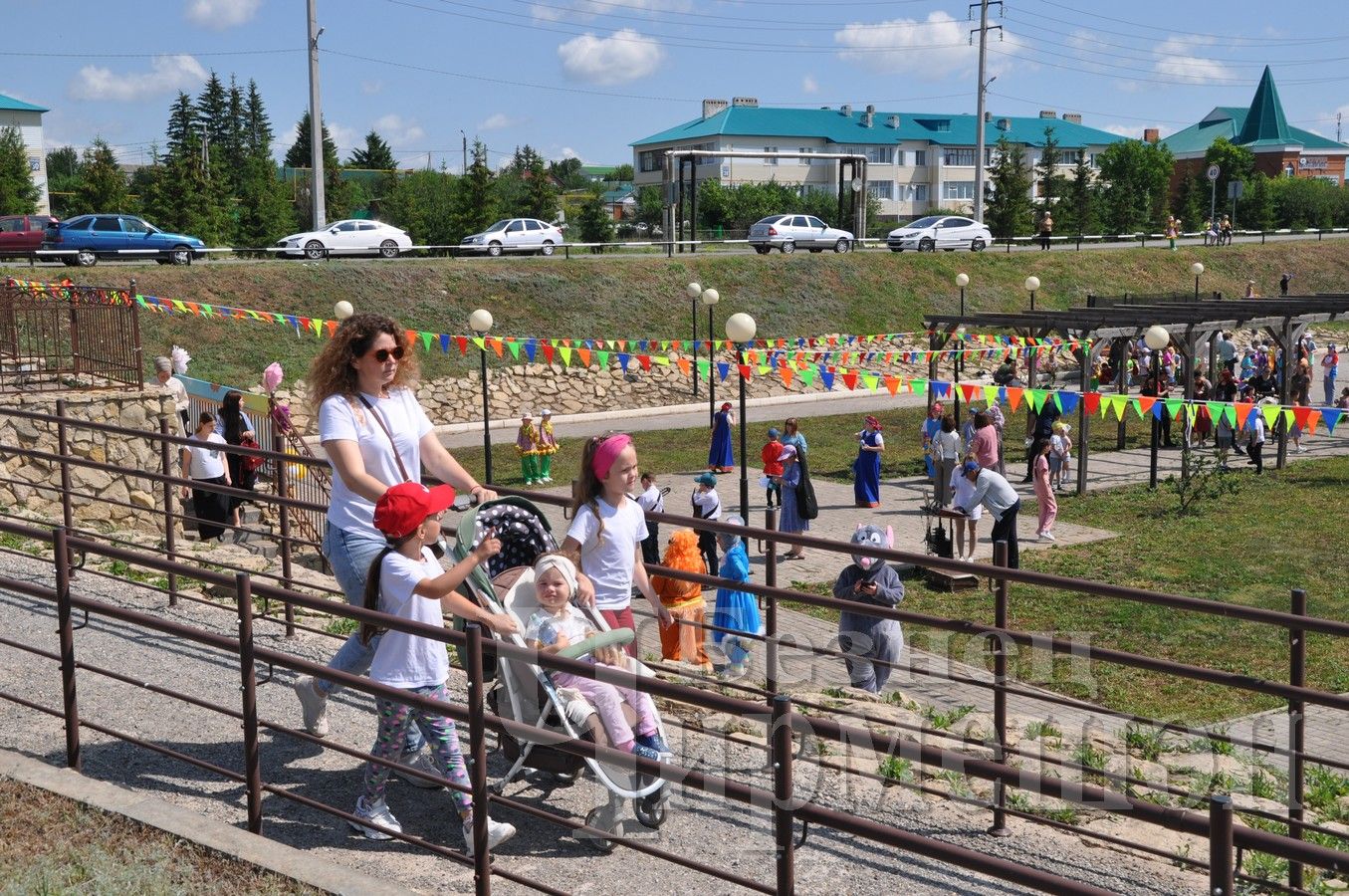 Чирмешәндә Халыкара балаларны яклау көнен бәйрәм иттеләр (ФОТОРЕПОРТАЖ)