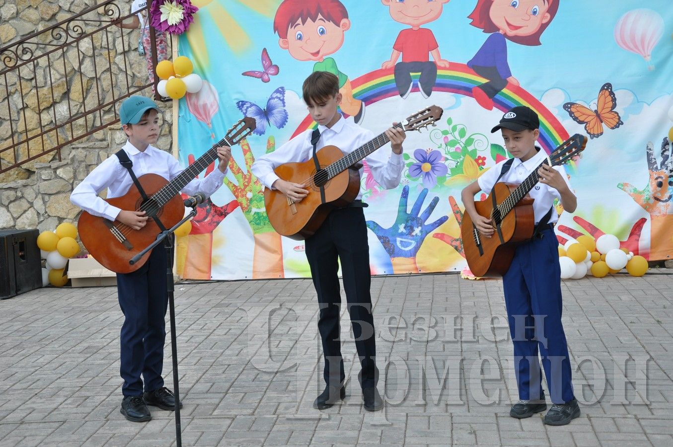 Чирмешәндә Халыкара балаларны яклау көнен бәйрәм иттеләр (ФОТОРЕПОРТАЖ)