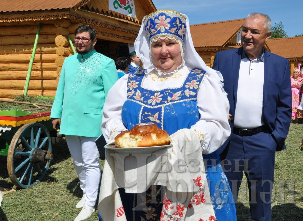 Сабантуй в Черемшане: национальные подворья