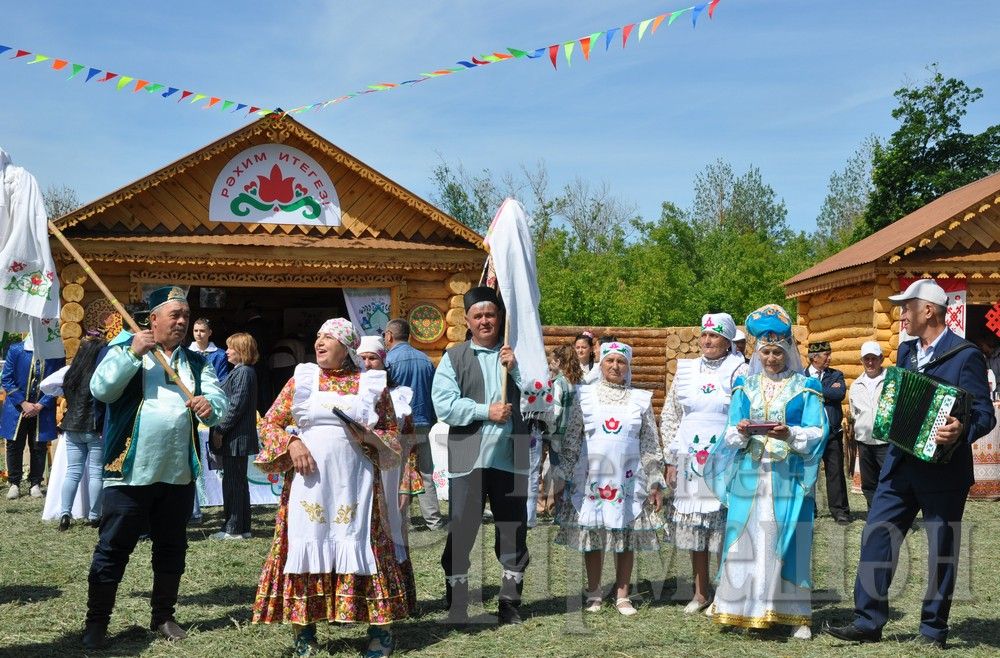 Сабантуй в Черемшане: национальные подворья