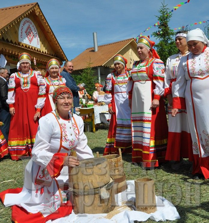 Сабантуй в Черемшане: национальные подворья