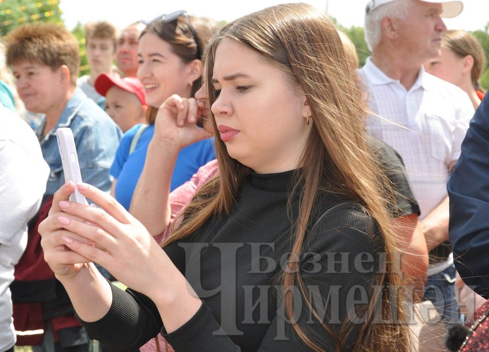 Сабантуй в Черемшане: национальные игры и борьба