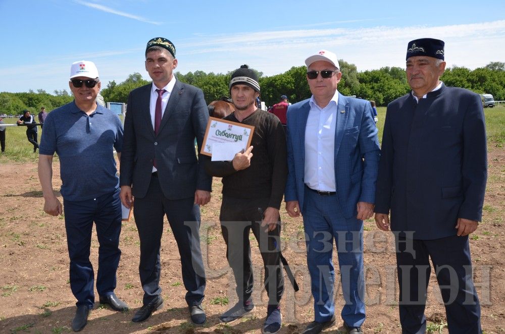 Сабантуй в Черемшане: конные скачки