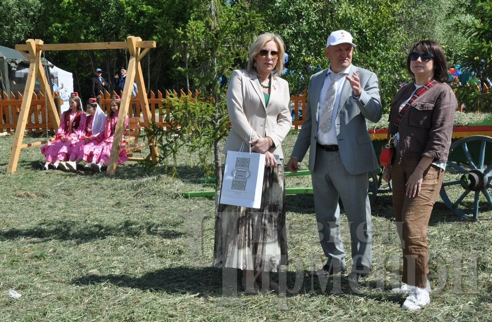 Сабантуй в Черемшане: национальные подворья